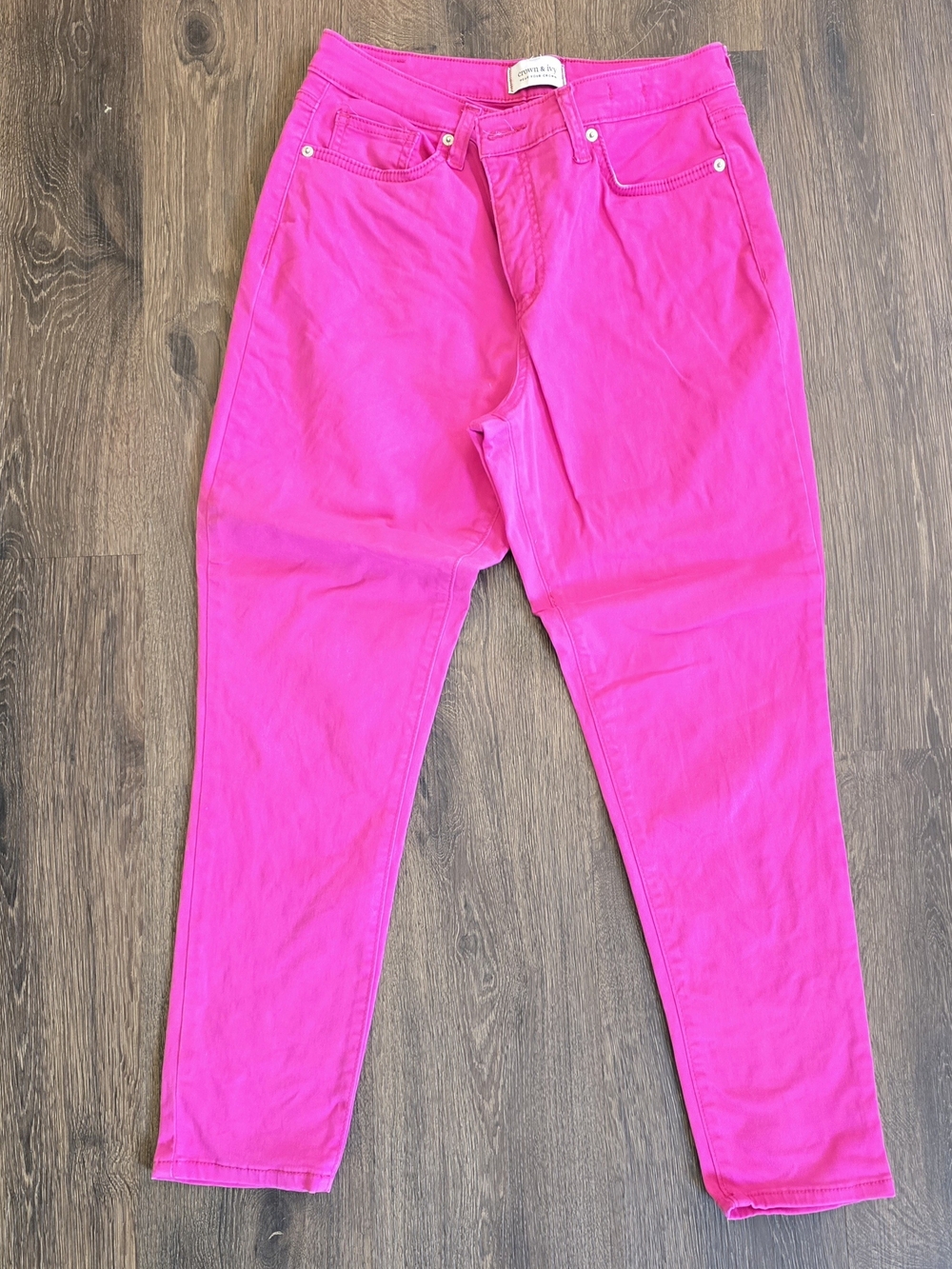 Women’s Hot Pink High-Waist Jeans